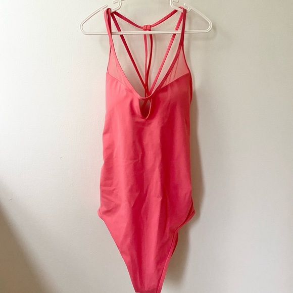 Lululemon Wave Wanderer One Piece - Picture 4 of 7